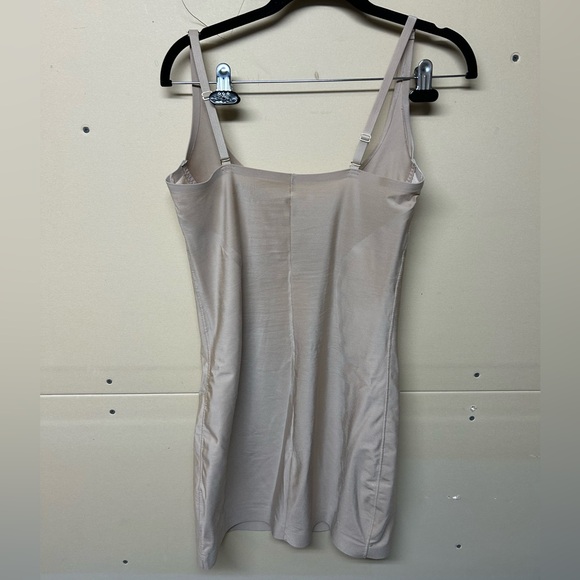 2/$75💥- SHAPEWEAR | Women’s Body Hush shapewear size XL - Picture 2 of 5